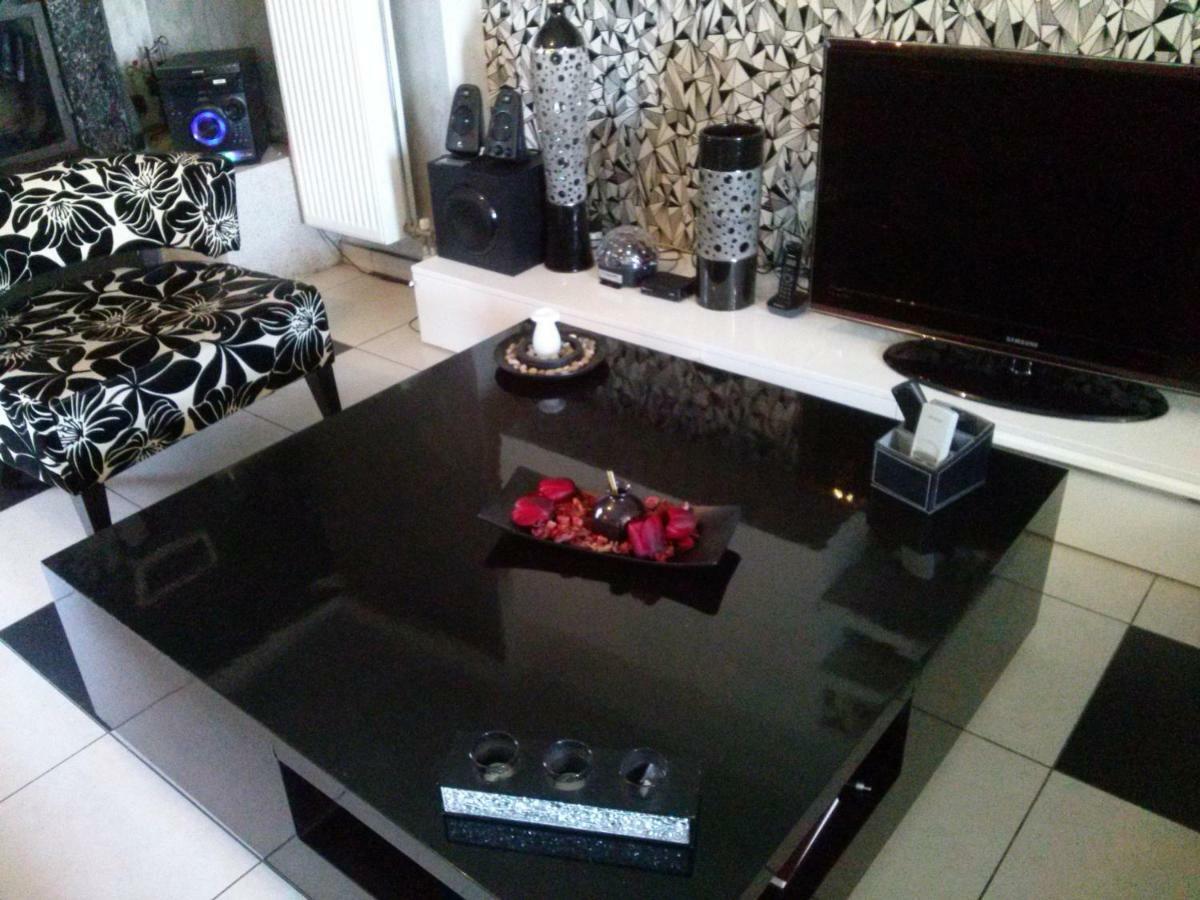 Greek Hospitality 2 Apartment Athens Ngoại thất bức ảnh